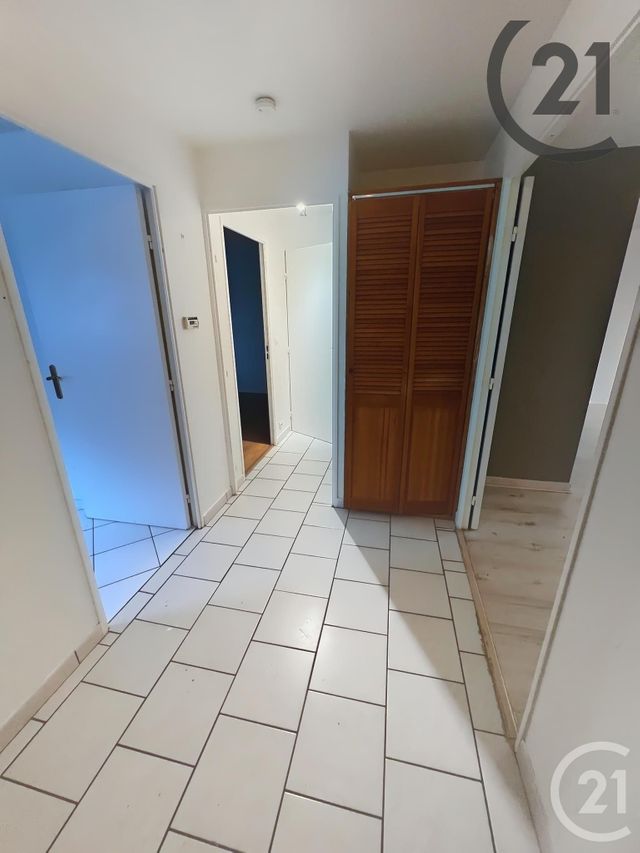 Appartement F2 à vendre - 2 pièces - 50,36 m2 - Savigny Le Temple - 77 - ILE-DE-FRANCE