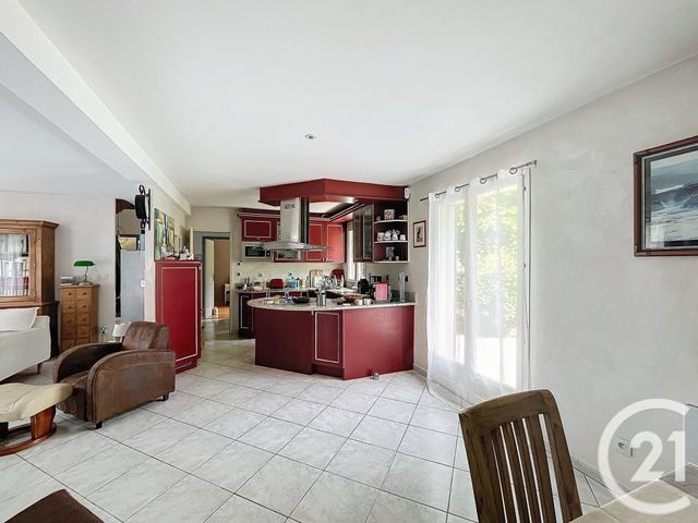 Maison &agrave; vendre - 7 pi&egrave;ces - 125 m2 - Combs La Ville - 77 - ILE-DE-FRANCE