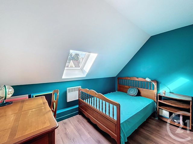 Maison à vendre - 7 pièces - 145,69 m2 - Savigny Le Temple - 77 - ILE-DE-FRANCE