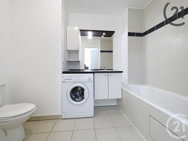 Appartement à vendre - 2 pièces - 46,17 m2 - Cesson - 77 - ILE-DE-FRANCE