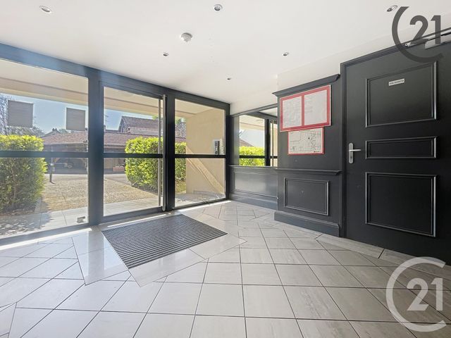 Appartement à vendre - 2 pièces - 46,17 m2 - Cesson - 77 - ILE-DE-FRANCE