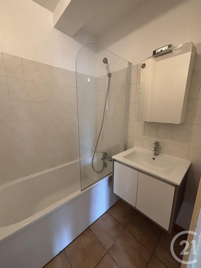 Appartement T2 à louer - 2 pièces - 33,28 m2 - Machault - 77 - ILE-DE-FRANCE