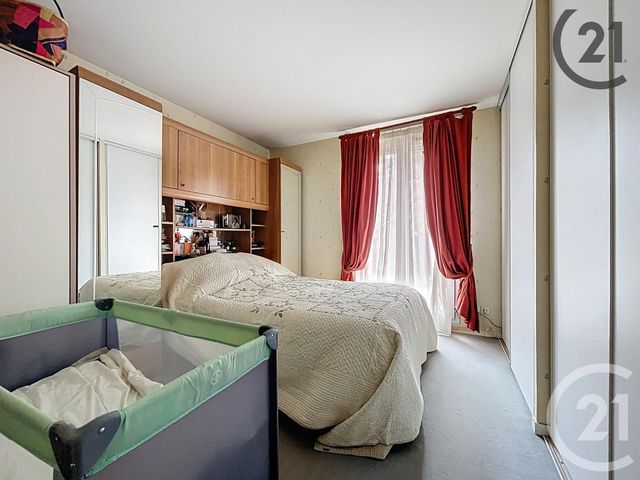 Maison à vendre - 7 pièces - 173,48 m2 - Savigny Le Temple - 77 - ILE-DE-FRANCE