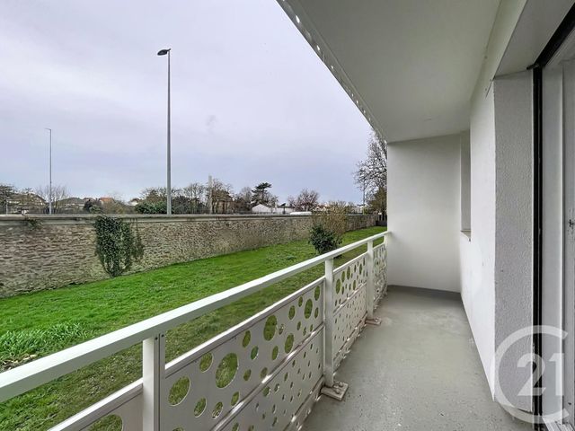 Appartement Studio &agrave; vendre - 1 pi&egrave;ce - 30,42 m2 - Combs La Ville - 77 - ILE-DE-FRANCE