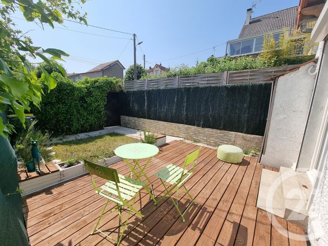 Maison &agrave; louer - 2 pi&egrave;ces - 41 m2 - Combs La Ville - 77 - ILE-DE-FRANCE