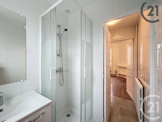 Appartement F1 &agrave; louer - 1 pi&egrave;ce - 24 m2 - Melun - 77 - ILE-DE-FRANCE