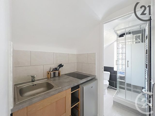 Appartement F1 à louer - 1 pièce - 12,30 m2 - Melun - 77 - ILE-DE-FRANCE