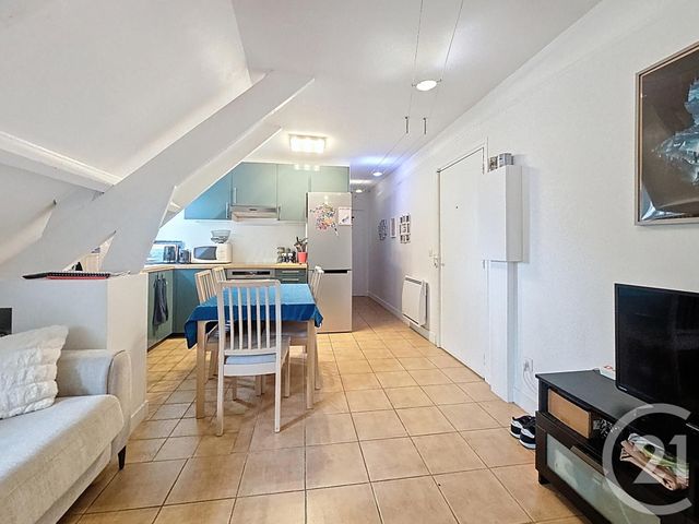 Appartement F2 à vendre - 2 pièces - 35,84 m2 - Dammarie Les Lys - 77 - ILE-DE-FRANCE