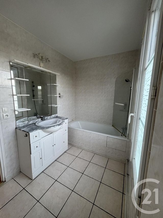 Maison à louer - 6 pièces - 116,87 m2 - Vert St Denis - 77 - ILE-DE-FRANCE