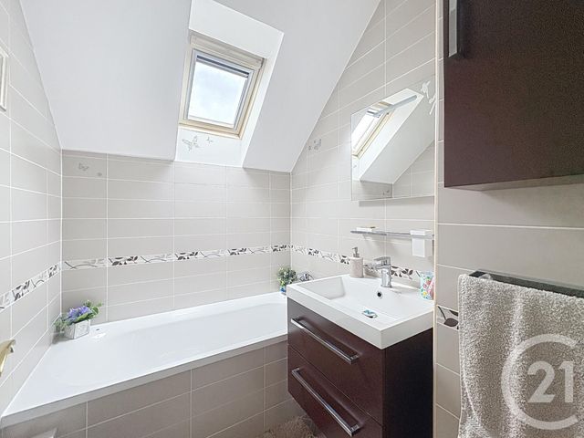 Maison &agrave; vendre - 5 pi&egrave;ces - 112,58 m2 - Combs La Ville - 77 - ILE-DE-FRANCE