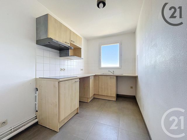 Appartement Duplex &agrave; vendre - 4 pi&egrave;ces - 97,18 m2 - Lieusaint - 77 - ILE-DE-FRANCE