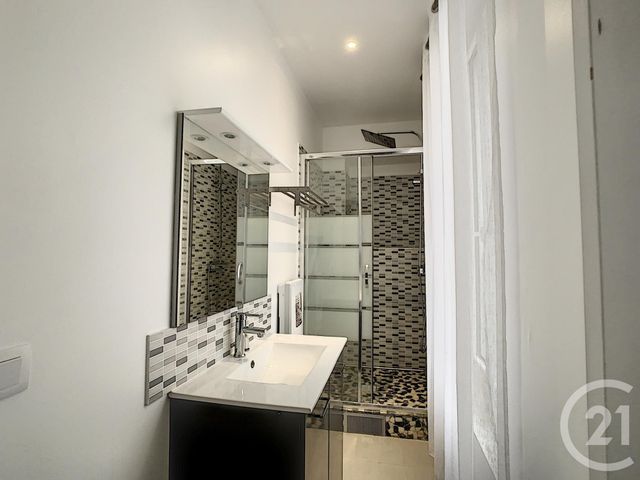 Appartement F1 &agrave; louer - 2 pi&egrave;ces - 44,10 m2 - Melun - 77 - ILE-DE-FRANCE