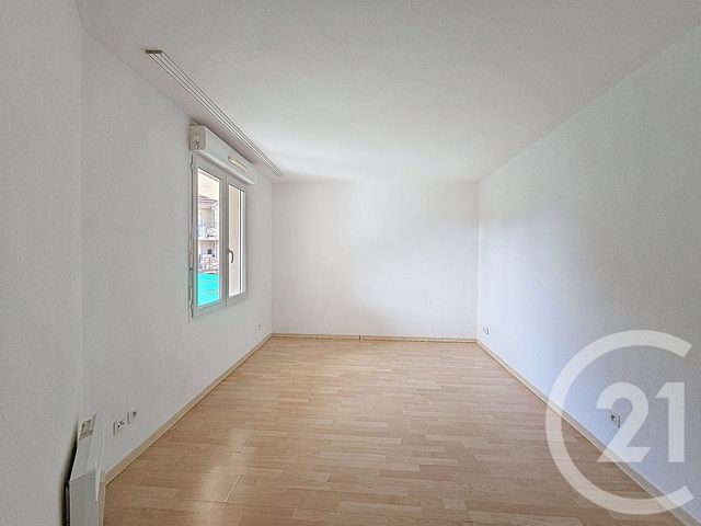 Appartement F3 &agrave; vendre - 3 pi&egrave;ces - 75,17 m2 - Lieusaint - 77 - ILE-DE-FRANCE