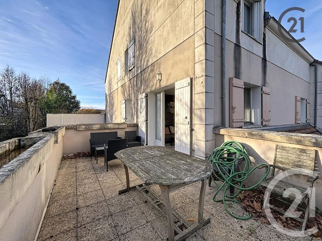 Appartement F3 &agrave; vendre - 3 pi&egrave;ces - 63,64 m2 - Savigny Le Temple - 77 - ILE-DE-FRANCE