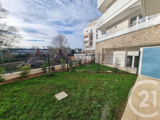 Appartement F3 &agrave; louer - 3 pi&egrave;ces - 62,32 m2 - Savigny Le Temple - 77 - ILE-DE-FRANCE