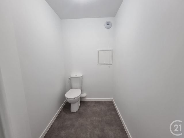 Appartement F3 &agrave; louer - 3 pi&egrave;ces - 62,32 m2 - Savigny Le Temple - 77 - ILE-DE-FRANCE