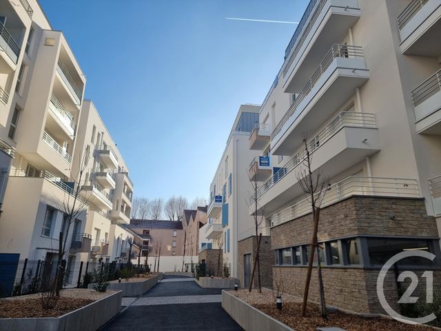 Appartement F3 &agrave; louer - 3 pi&egrave;ces - 58,52 m2 - Savigny Le Temple - 77 - ILE-DE-FRANCE