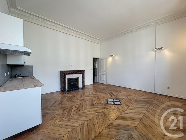 Appartement F1 &agrave; louer - 1 pi&egrave;ce - 29,23 m2 - Melun - 77 - ILE-DE-FRANCE