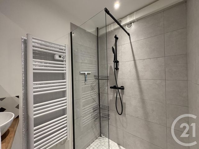 Appartement F1 &agrave; louer - 1 pi&egrave;ce - 24 m2 - Melun - 77 - ILE-DE-FRANCE