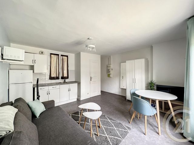 Appartement F1 &agrave; louer - 1 pi&egrave;ce - 22,50 m2 - Melun - 77 - ILE-DE-FRANCE