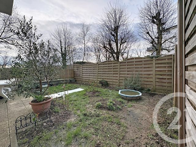 Appartement F3 &agrave; vendre - 3 pi&egrave;ces - 72 m2 - Savigny Le Temple - 77 - ILE-DE-FRANCE