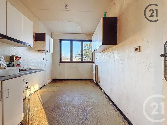 Appartement F3 &agrave; vendre - 4 pi&egrave;ces - 87,90 m2 - Brie Comte Robert - 77 - ILE-DE-FRANCE