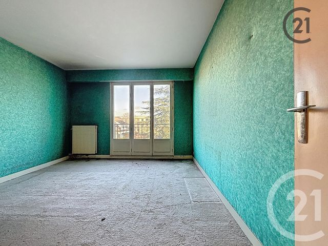 Appartement F3 &agrave; vendre - 4 pi&egrave;ces - 87,90 m2 - Brie Comte Robert - 77 - ILE-DE-FRANCE