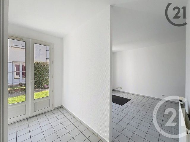 Appartement F1 &agrave; louer - 1 pi&egrave;ce - 29,30 m2 - Vert St Denis - 77 - ILE-DE-FRANCE