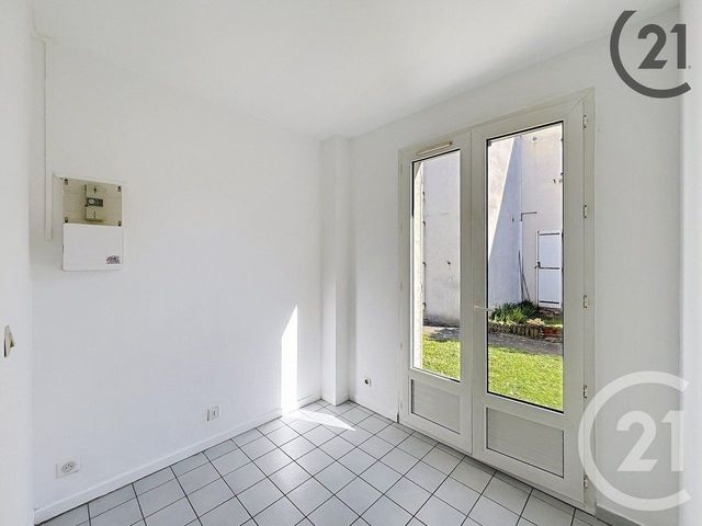 Appartement F1 &agrave; louer - 1 pi&egrave;ce - 29,30 m2 - Vert St Denis - 77 - ILE-DE-FRANCE