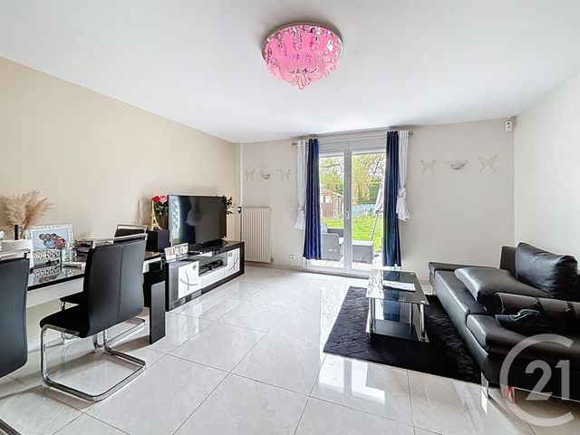 Maison &agrave; vendre - 3 pi&egrave;ces - 60 m2 - Savigny Le Temple - 77 - ILE-DE-FRANCE