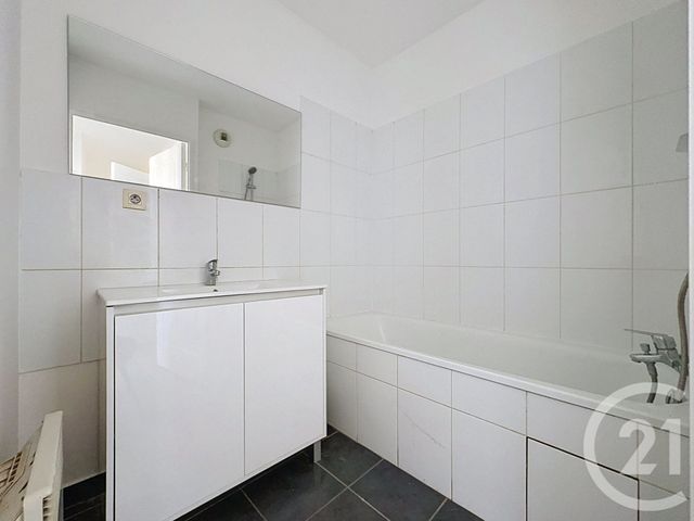 Appartement T3 &agrave; louer - 3 pi&egrave;ces - 63 m2 - Dammarie Les Lys - 77 - ILE-DE-FRANCE