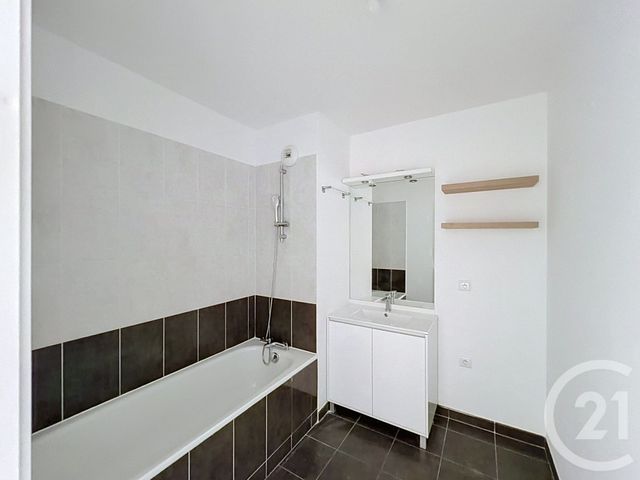 Appartement F3 &agrave; vendre - 3 pi&egrave;ces - 57,31 m2 - Savigny Le Temple - 77 - ILE-DE-FRANCE