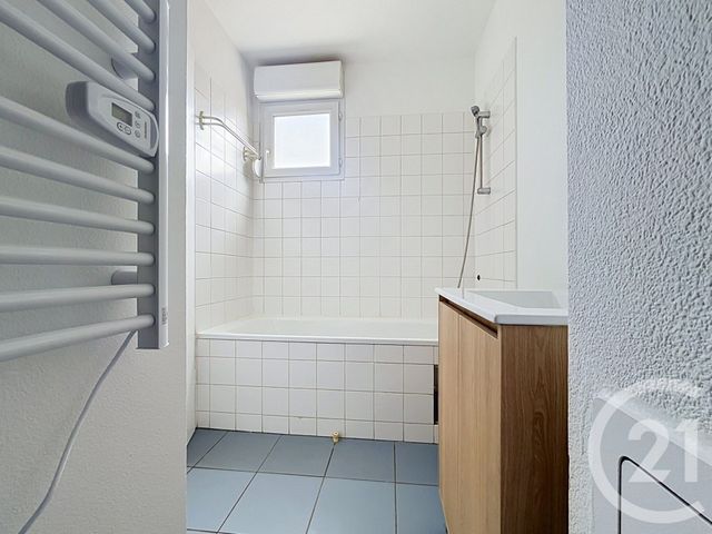 Appartement F2 &agrave; louer - 2 pi&egrave;ces - 42,20 m2 - Lieusaint - 77 - ILE-DE-FRANCE