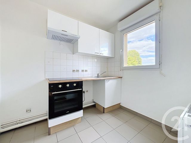 Appartement F2 &agrave; louer - 2 pi&egrave;ces - 42,20 m2 - Lieusaint - 77 - ILE-DE-FRANCE