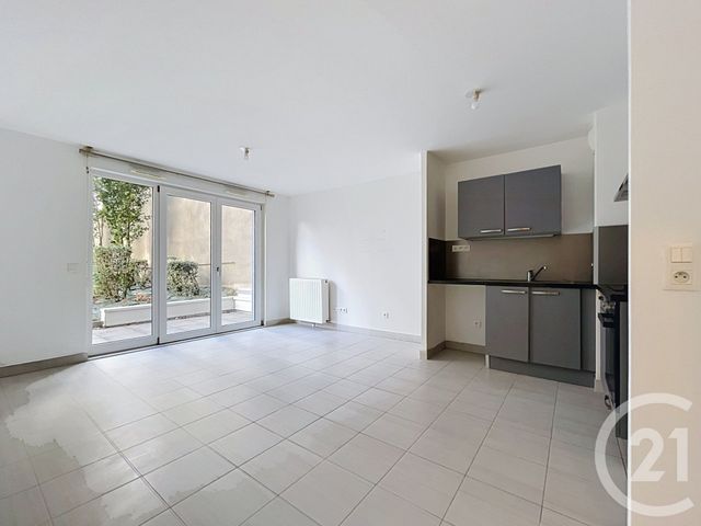 Appartement F2 à louer - 2 pièces - 45,13 m2 - Melun - 77 - ILE-DE-FRANCE