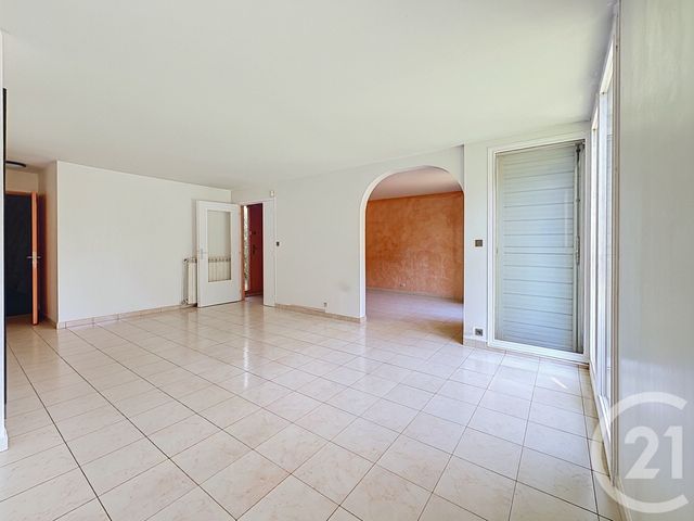 Appartement F5 &agrave; vendre - 5 pi&egrave;ces - 96,57 m2 - Nandy - 77 - ILE-DE-FRANCE