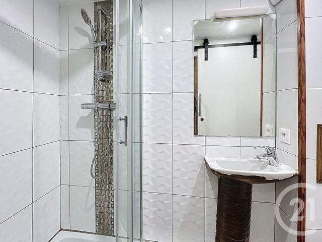 Immeuble &agrave; vendre - 100 m2 - Corbeil Essonnes - 91 - ILE-DE-FRANCE