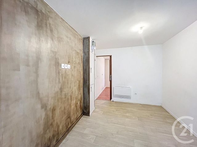 Immeuble &agrave; vendre - 100 m2 - Corbeil Essonnes - 91 - ILE-DE-FRANCE