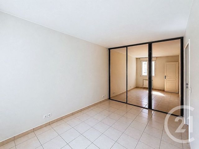 Appartement &agrave; vendre - 3 pi&egrave;ces - 65,50 m2 - Combs La Ville - 77 - ILE-DE-FRANCE