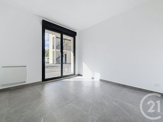 Appartement T2 &agrave; louer - 2 pi&egrave;ces - 42,15 m2 - Vert St Denis - 77 - ILE-DE-FRANCE