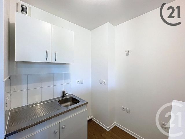 Appartement F1 &agrave; louer - 1 pi&egrave;ce - 28,48 m2 - Cesson - 77 - ILE-DE-FRANCE