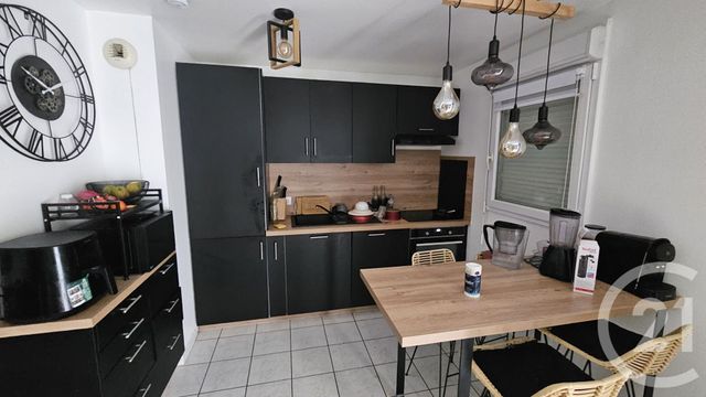 Appartement &agrave; louer - 3 pi&egrave;ces - 57,91 m2 - Moissy Cramayel - 77 - ILE-DE-FRANCE