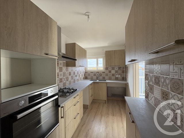 Appartement &agrave; louer - 2 pi&egrave;ces - 50,23 m2 - Dammarie Les Lys - 77 - ILE-DE-FRANCE