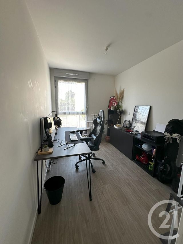 Appartement T3 &agrave; louer - 3 pi&egrave;ces - 65,83 m2 - Combs La Ville - 77 - ILE-DE-FRANCE