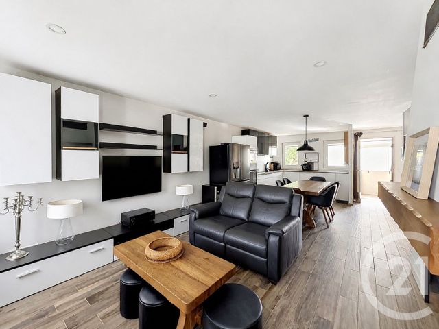 Maison &agrave; vendre - 5 pi&egrave;ces - 93 m2 - Moissy Cramayel - 77 - ILE-DE-FRANCE