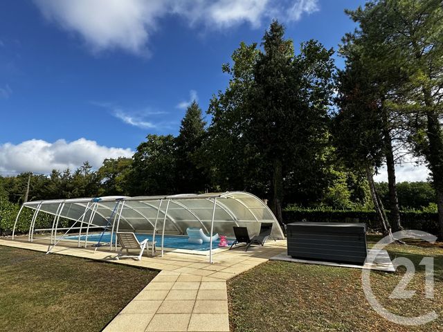 Maison à vendre - 6 pièces - 208,82 m2 - Romazieres - 17 - POITOU-CHARENTES