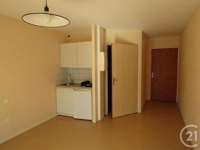 Appartement Studio à louer - 1 pièce - 23 m2 - Melle - 79 - POITOU-CHARENTES