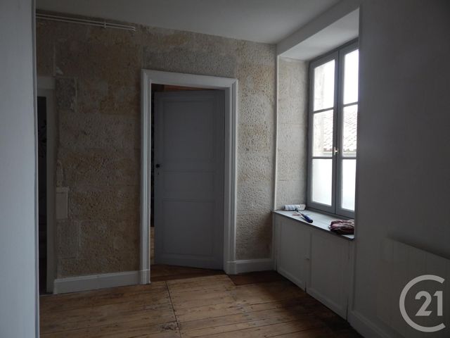 Maison à vendre - 7 pièces - 161 m2 - Chef Boutonne - 79 - POITOU-CHARENTES