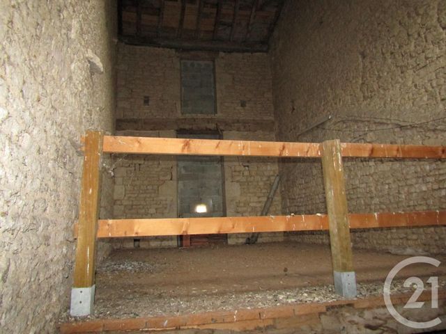 Maison à vendre - 5 pièces - 120 m2 - Chef Boutonne - 79 - POITOU-CHARENTES