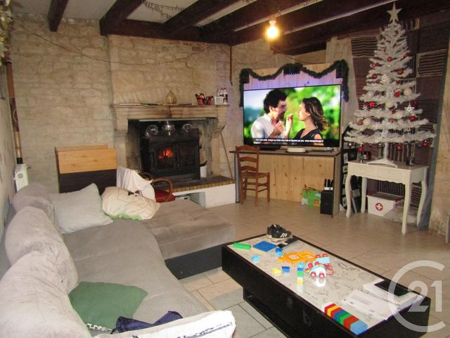 Maison à vendre - 5 pièces - 108 m2 - Pioussay - 79 - POITOU-CHARENTES